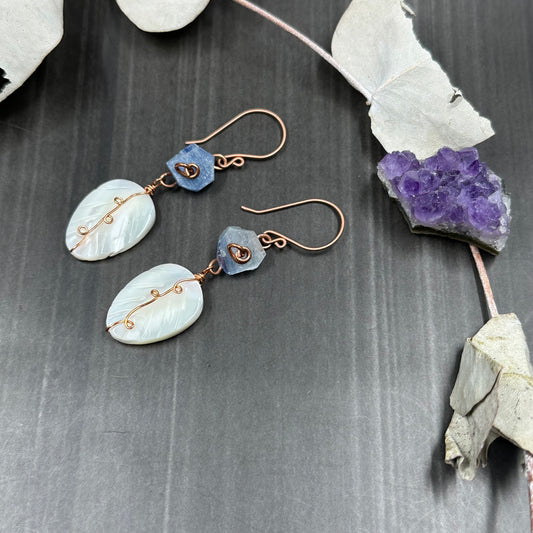 Blue kyanite roses with Mother of Pearl earrings in copper